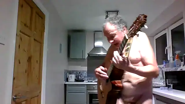 Snapshot of jimmybenido chatting on October 22, 6:32 pm jimmybenido online show from October 22, 6:32 pm