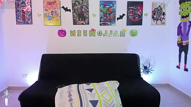 Snapshot of jonathanjoestar_ chatting on October 18, 9:09 pm jonathanjoestar  online show from October 18, 9:09 pm