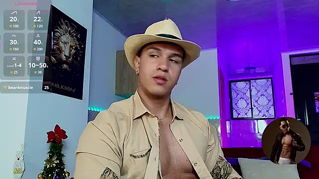 Taylor John online show from December 21, 9:23 pm