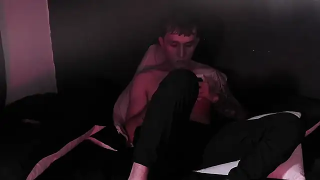 Dylanwhite23  online show from October 16, 11:02 pm