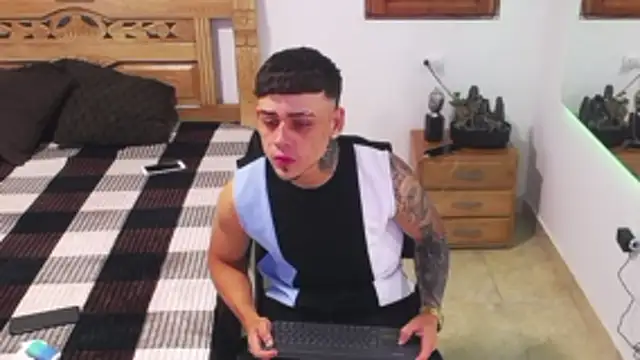 nino rousse online show from November 18, 7:45 am