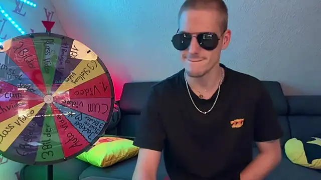 Cookieboy88 online show from October 17, 8:57 pm