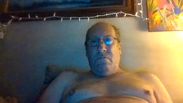 hornyrich69 online show from February 28, 4:55 am