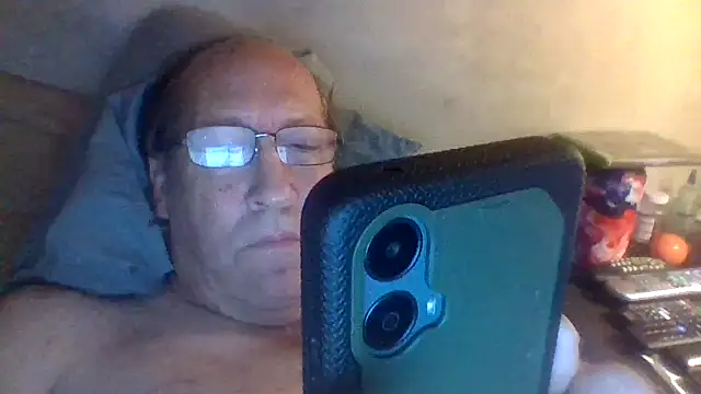 Snapshot of hornyrich69 chatting on September 24, 6:13 am hornyrich69 online show from September 24, 6:13 am