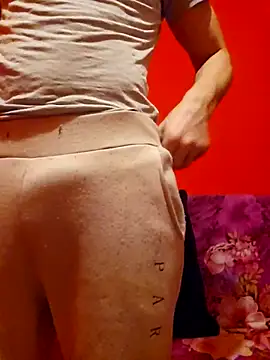 Snapshot of Aian09 chatting on February 23, 9:03 pm Aian09 online show from February 23, 9:03 pm