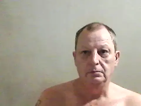 chubbybear2cum online show from December 24, 5:05 am