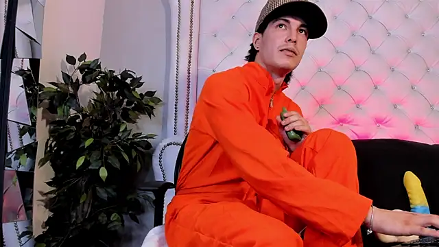 Karimferrer online show from March 31, 3:52 am