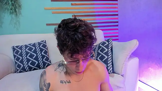 french sexx online show from November 28, 7:49 pm