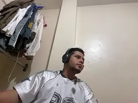 Malandralle online show from November 26, 5:21 am