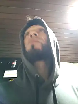 weedmanhot28 online show from February 15, 3:35 am