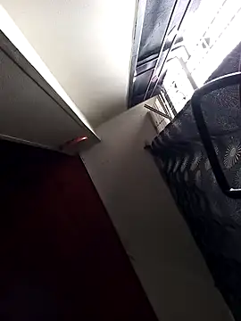 weedmanhot28 online show from December 20, 1:07 pm