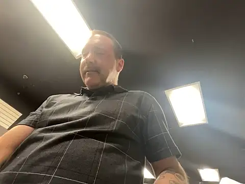 Snapshot of RawRyder8 chatting on February 1, 3:08 am RawRyder8 online show from February 1, 3:08 am