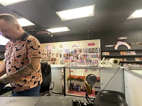 Snapshot of RawRyder8 chatting on February 11, 9:25 pm RawRyder8 online show from February 11, 9:25 pm