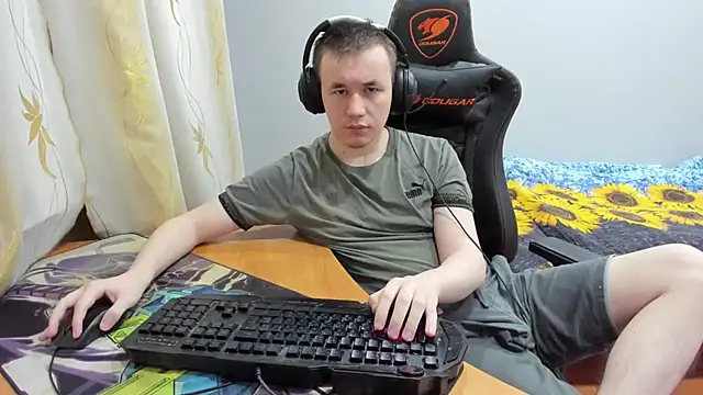 iliaskrislove online show from October 25, 4:20 pm