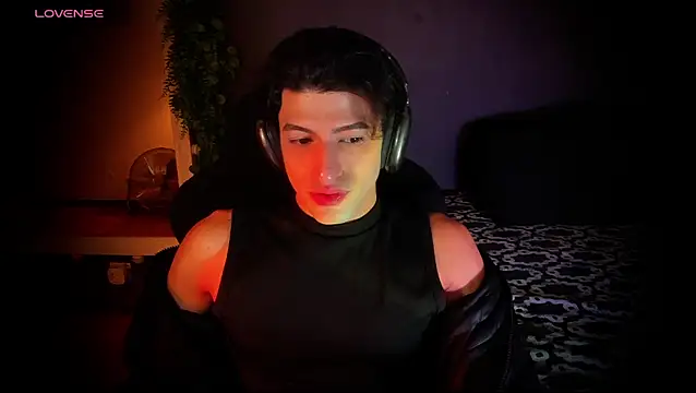 newjeff online show from December 4, 7:32 pm