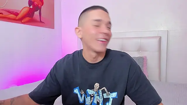 andeerr  online show from January 3, 7:29 pm