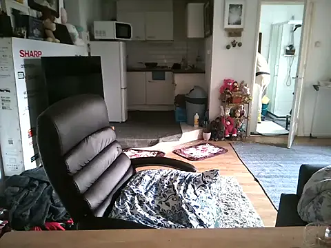 mihaimichael online show from November 9, 1:48 pm