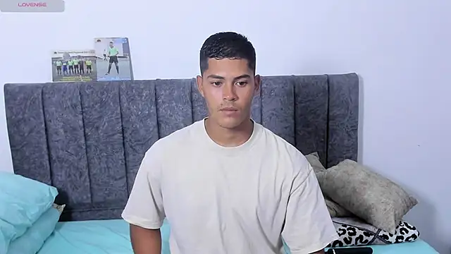 Iamdylan777 online show from December 1, 8:12 pm