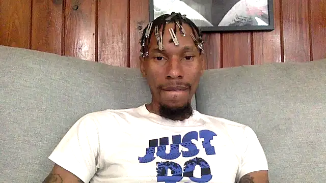 KingDerRico online show from October 26, 3:25 pm