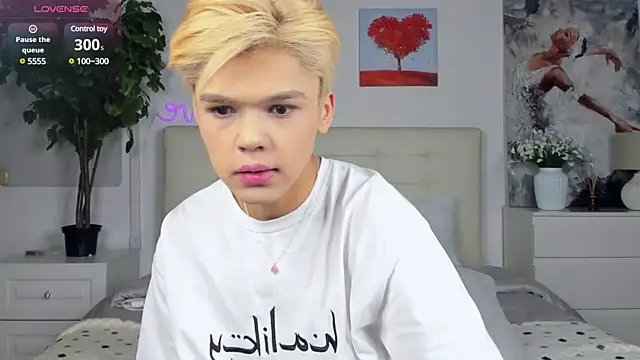 Felix Rey online show from February 16, 3:59 pm