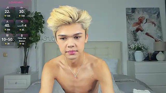 Felix Rey online show from March 11, 1:34 pm