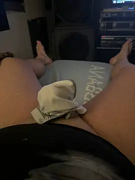 MatthewEmme online show from March 13, 11:59 pm