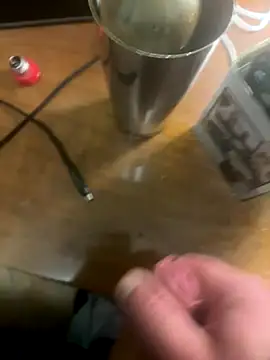 Snapshot of Ariel_Ari chatting on October 16, 4:42 am Ariel Ari online show from October 16, 4:42 am