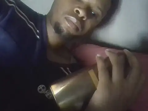 Cummingking025 online show from October 3, 9:25 am