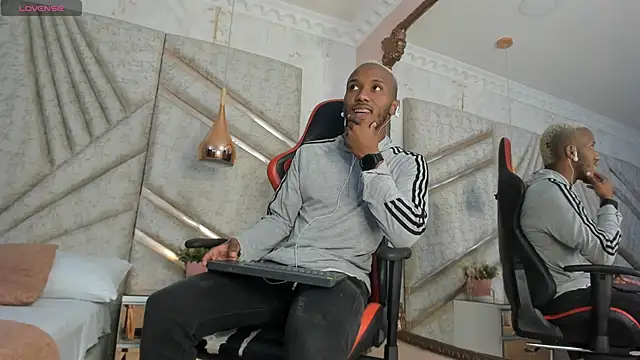 JamesParck online show from February 7, 12:17 pm