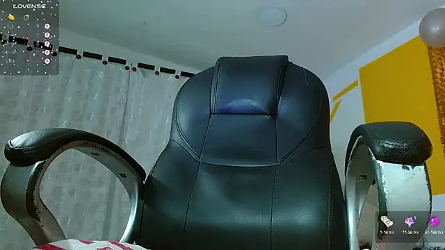 Snapshot of Matthew_Boy_ chatting on January 28, 4:39 am Matthew Boy  online show from January 28, 4:39 am