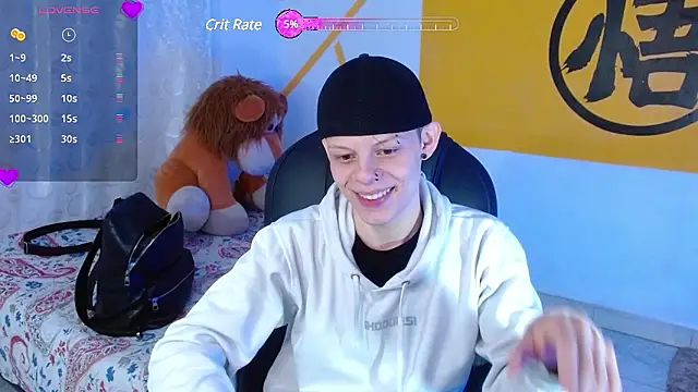 Snapshot of Matthew_Boy_ chatting on December 8, 4:35 am Matthew Boy  online show from December 8, 4:35 am