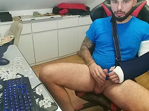 prezydentcam online show from October 8, 8:18 am