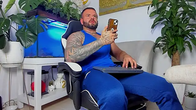 Johnnygrayson1 online show from March 19, 12:25 am