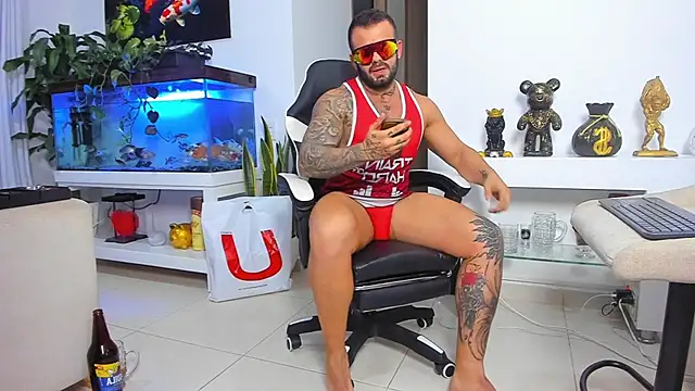 Johnnygrayson1 online show from December 19, 2:41 am