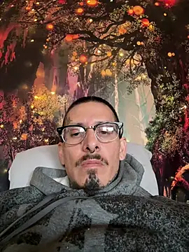 NutP619 online show from April 14, 7:02 pm