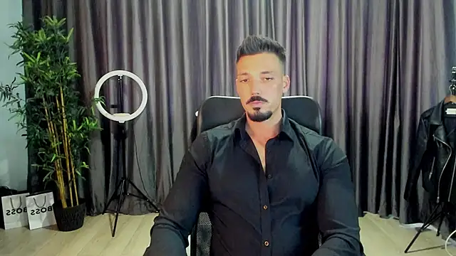 HaydenSpearss online show from April 14, 12:38 pm