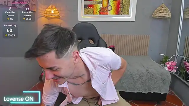 tossetrech online show from November 12, 3:12 am