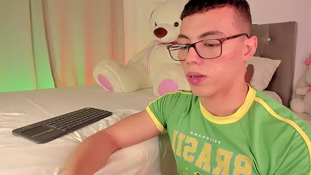 Nicksantoss online show from January 6, 4:33 pm