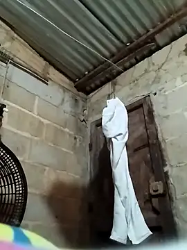 Snapshot of 21cmdegloria chatting on October 14, 5:03 am 21cmdegloria online show from October 14, 5:03 am