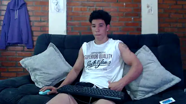 ethan noir online show from December 9, 9:01 pm