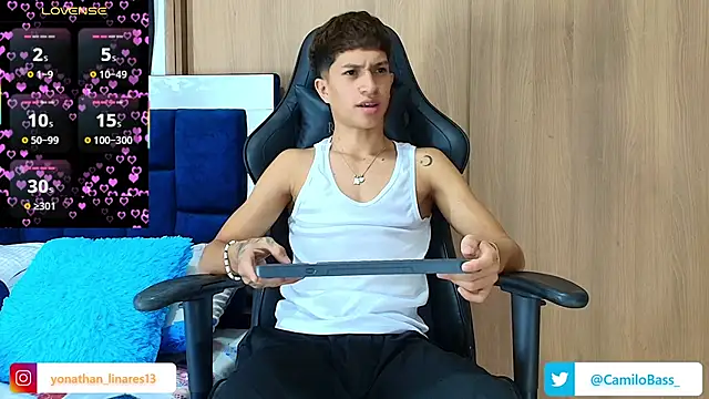  CamiloBass online show from November 25, 12:56 am