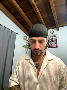 Valentino Xander online show from December 2, 3:53 am