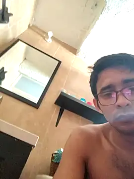 VL25DN26 online show from October 16, 7:44 pm