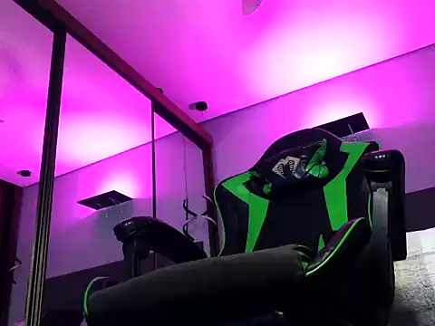 Ale Mineiro online show from March 30, 8:04 am