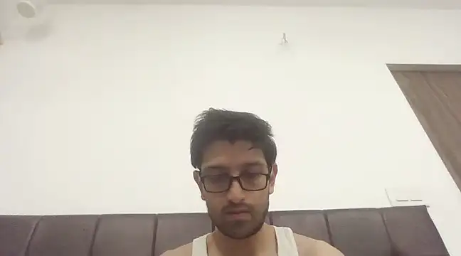 Snapshot of arjun_077 chatting on December 24, 5:34 pm arjun 077 online show from December 24, 5:34 pm