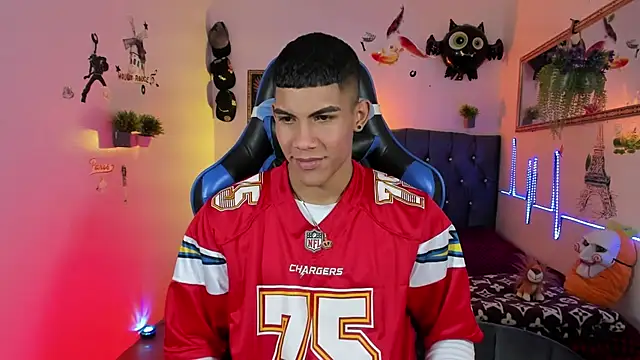 Damian latinxxx online show from November 1, 3:43 am