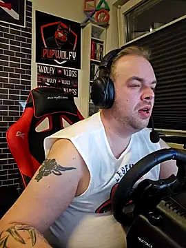 PupW0lfy online show from January 25, 6:46 pm