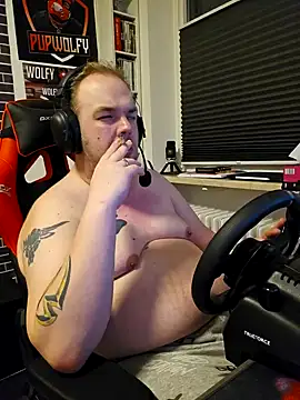 PupW0lfy online show from February 2, 5:59 pm