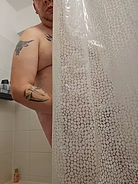 PupW0lfy online show from December 5, 4:12 pm