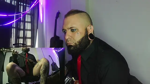 darkclothes online show from January 1, 4:39 pm